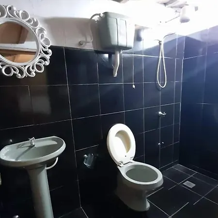 Hermoso Apartamento Monoambiente Zona Shopping-3