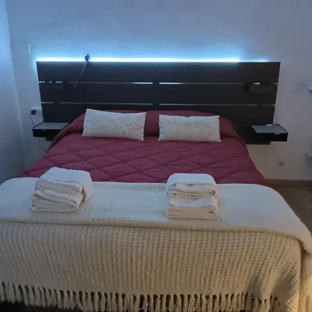 B&B Fiera Station Rooms-3