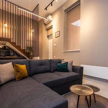Super Modern Downtown Apartment-3
