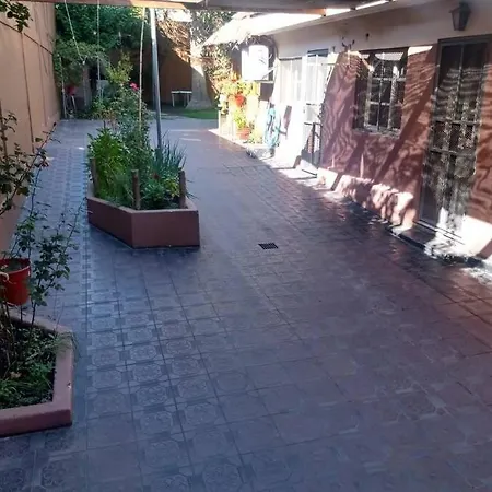 Agradable Casa En El Corazon De Mendoza.-2