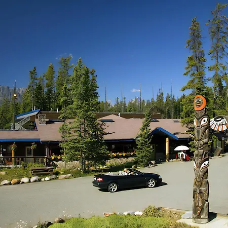 Sunwapta Falls Rocky Mountain Lodge-2