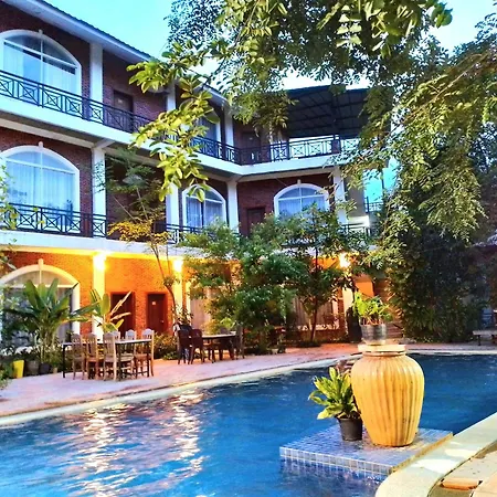 The Coconut House Hotel-2