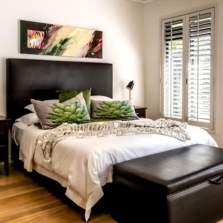 Selkirk House-3