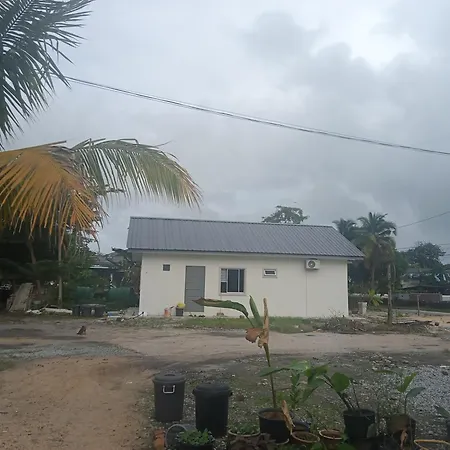 Chalet Rm50 Private Pool Homestay Aircond Rm100 Kakmah Hsnz Pantai Timur Guest House Kuala Terengganu-2
