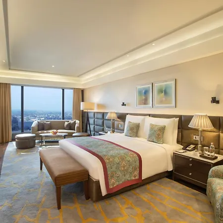 The Leela Ambience Convention Hotel Delhi-2