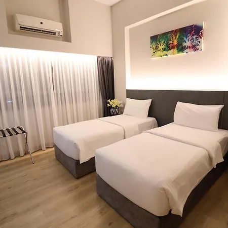 Crown Regency Serviced Suites-2