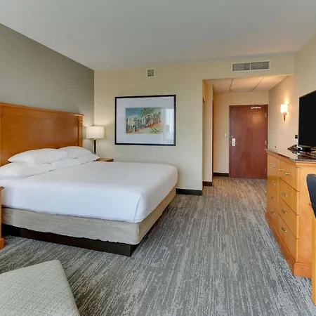 Drury Inn & Suites Orlando Near Universal Orlando Resort-3