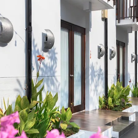 Harris Hotel Kuta Tuban Bali-2