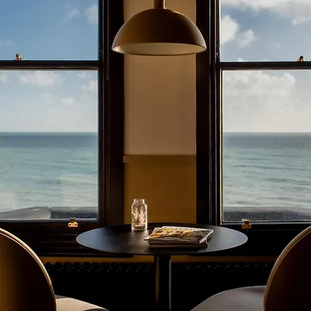 Port Hotel-2