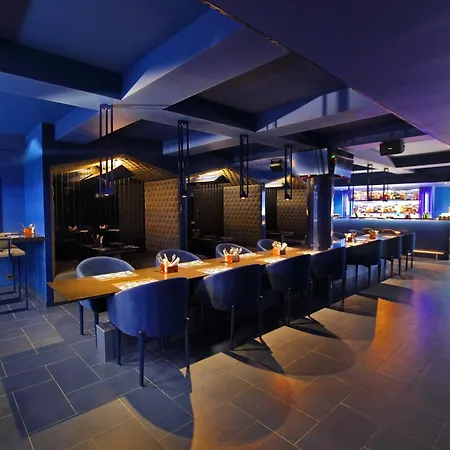 Park Residency Luxury Business Hotel-2
