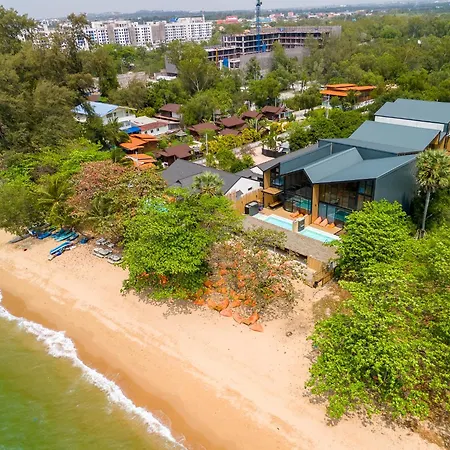 Dojo Poolvilla Beach Resort - Private Beach Villa--3
