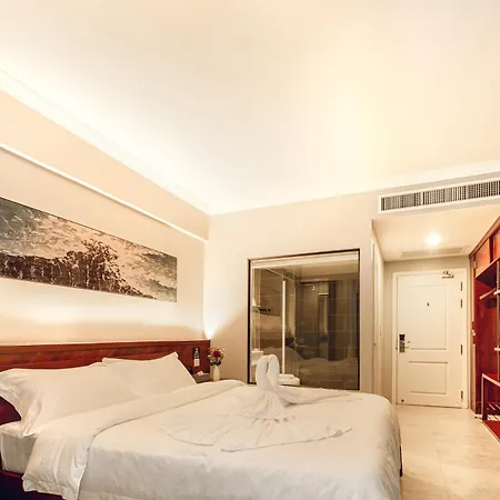Solar Hotel-2