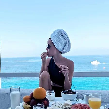 Geo & Art Boutique Hotel Himara-2