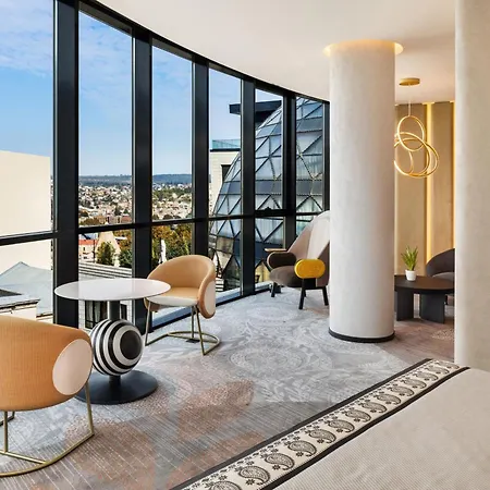 Paragraph Freedom Square, A Luxury Collection Hotel, Tbilisi-2