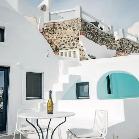 Chelidonia Luxury Suites-3