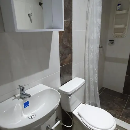 Hermoso Apartamento Iluminado Cerca Al Metropolita-2