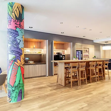 Intercityhotel Wien-2
