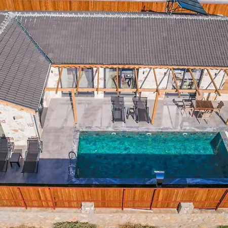 Mugla Fethiye Stone Daylight Villa 1-2