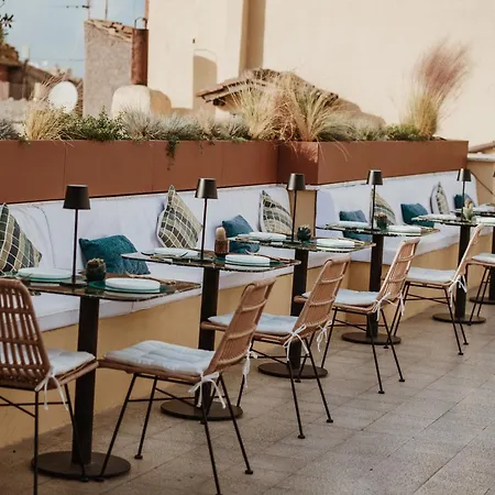 The Vista Rooms & Terrace-3