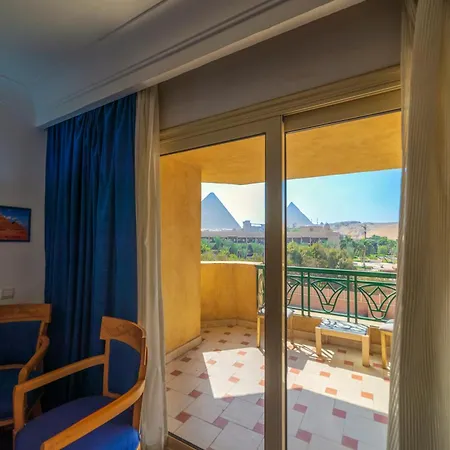 Pyramids Hotel-3