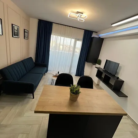 Sunny Apartments Avanera Suceava-3
