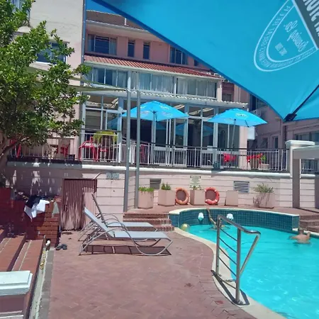 Auberge Gardens-2