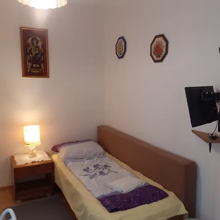 Happyhostel-3
