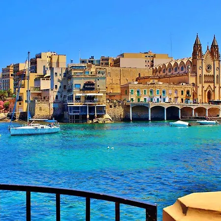 Sliema 2Br Great Location With Terrace-3