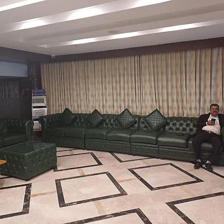 Hotel Benzz Park Chennai-3