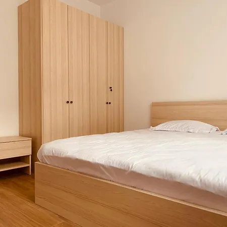 Exclusive Brand New Apartment With A Great View Mega 41525-2