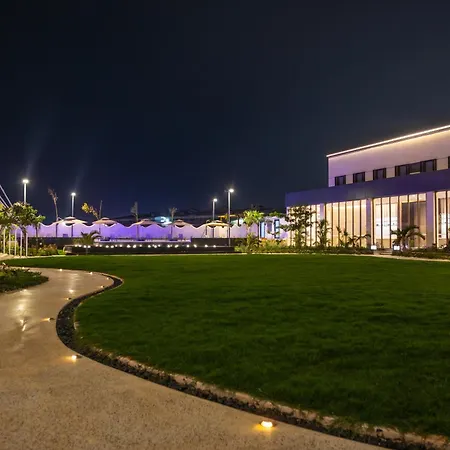 Argyle Grand Hotel Nairobi Airport-3