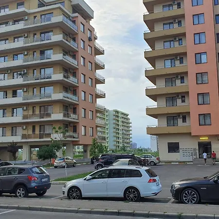 Aida Summer Mamaia-2
