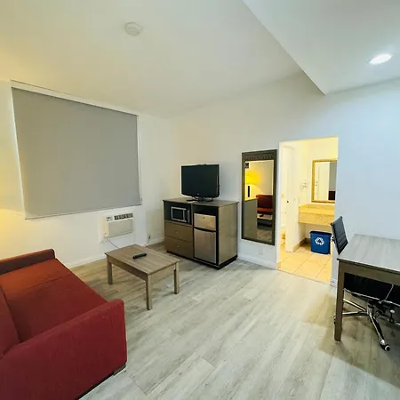 Ramada By Wyndham San Diego Airport-2