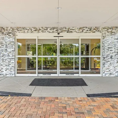 Quality Inn & Suites Tampa Near Fairgrounds And Casino-3