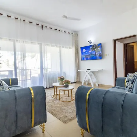 Luxury 3 Bedroom Beach Front Apartment-3