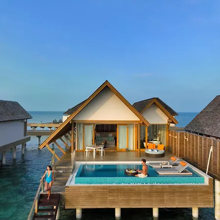 Emerald Faarufushi Resort & Spa-3