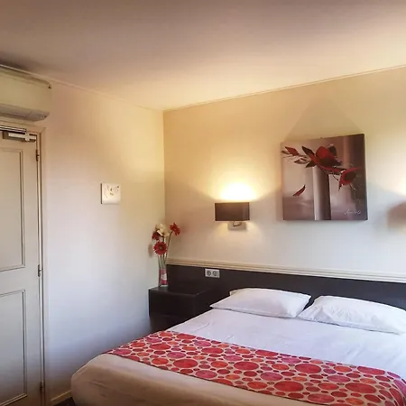 Logis Hotel De Bretonniere - Beaune Centre-2