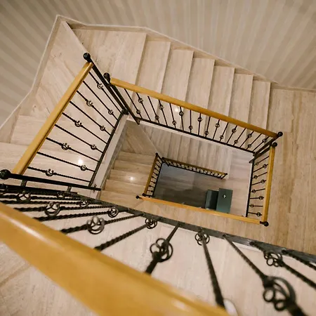 Apartments & Rooms Beli Dvor-3