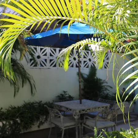 Numero Uno Beach Apartments-2