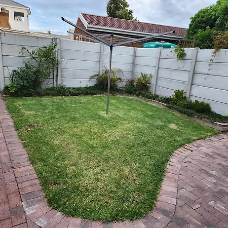 Cape Town Gem "Maratski House"-2