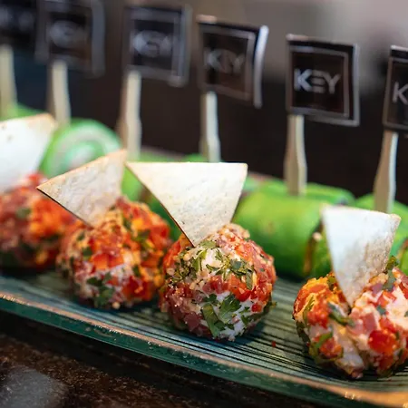 Key Hotel-2