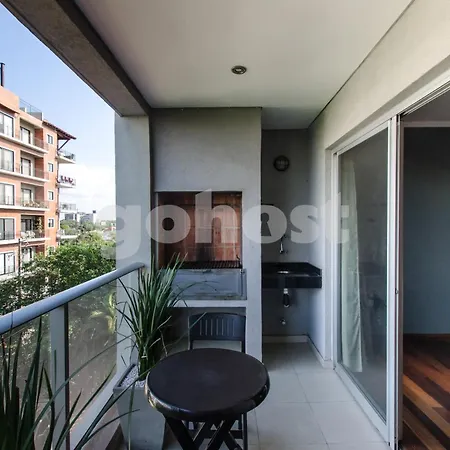 Ample 2 Bedroom Close To Shopping Del Sol-3