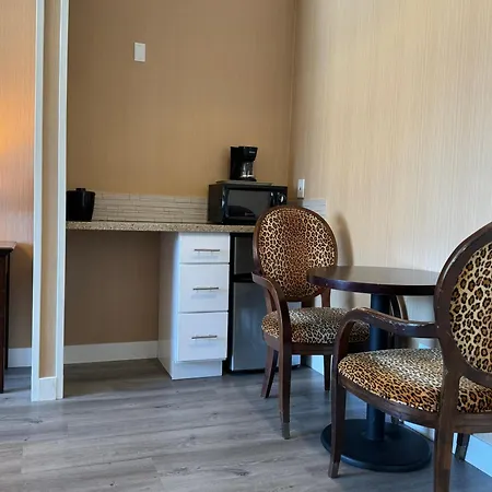 Garden Suite Hotel And Resort-2