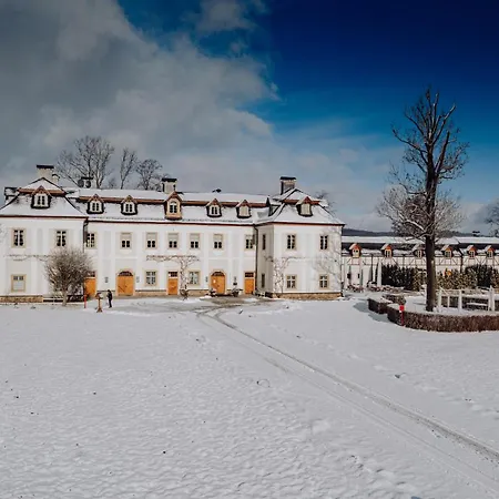 Palac Pakoszow Schlosshotel Wernersdorf-2