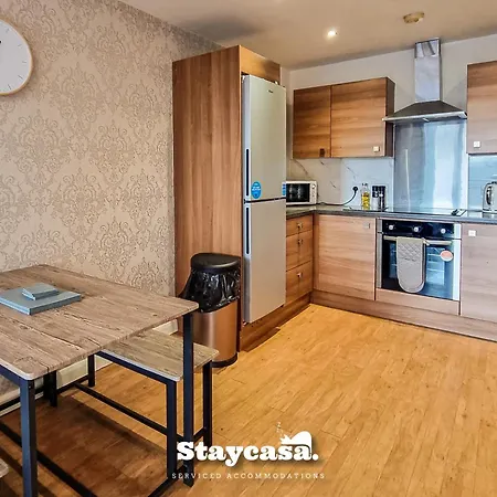 Modern Aesthetic Cosy Apartment Near City Centre-3