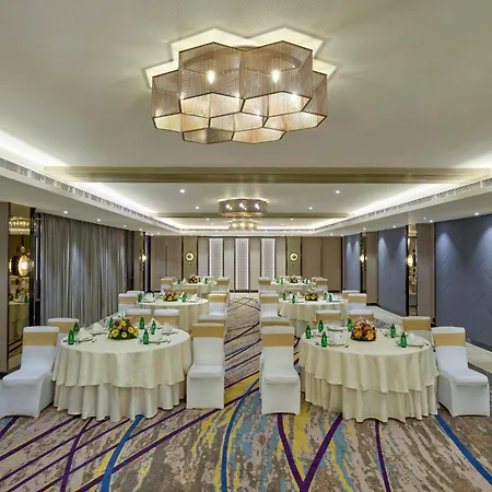 Crowne Plaza Ahmedabad City Centre By Ihg-3