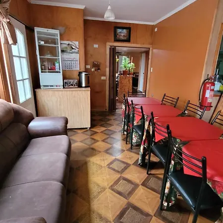 Hostal Familiar Traveltour El Campesino-2