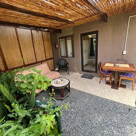 Santika Garden Cottage Stellenbosch-3