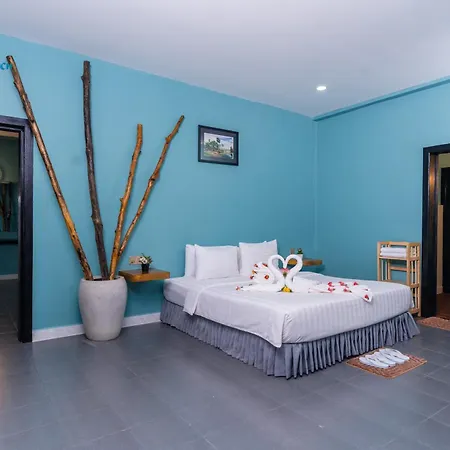 Koh Rong Hill Beach Resort-3
