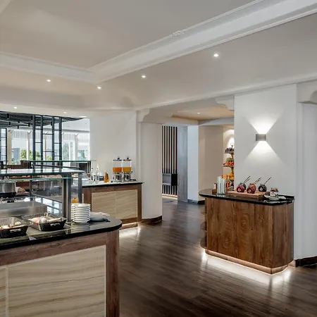 Regina Hotelsuites-2